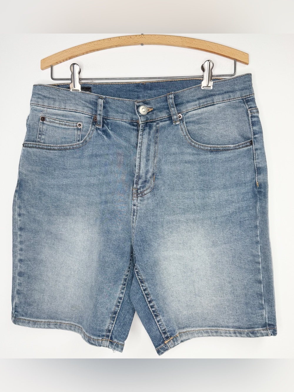 Zara Classic Men's‎ Light Blue Denim Shorts Jorts Size 30